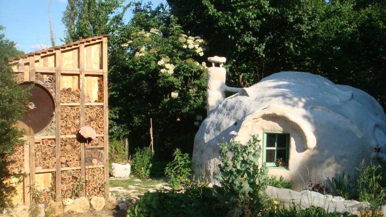 Kerterre Des Gallerands Bessais-le-Fromental ภายนอก รูปภาพ
