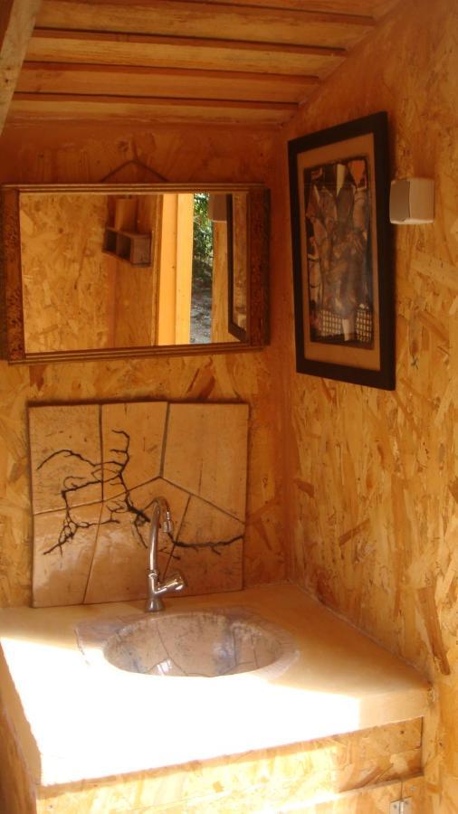 Kerterre Des Gallerands Bessais-le-Fromental ภายนอก รูปภาพ